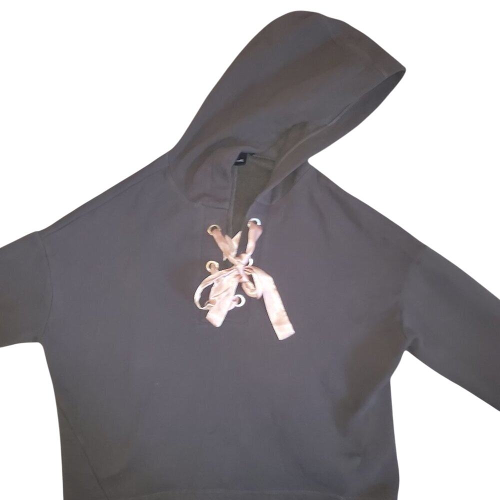 Urban Outfitters Gray Ribbon Sweater XS
